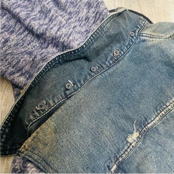 Free People - Hooded Jean Jacket - Sz L – Distressed Denim Knit Sleeves & Hood - Picture 8 of 9